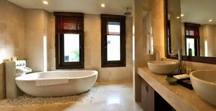 Champa Villa With Private Pool At Furramar Danang Buitenkant foto